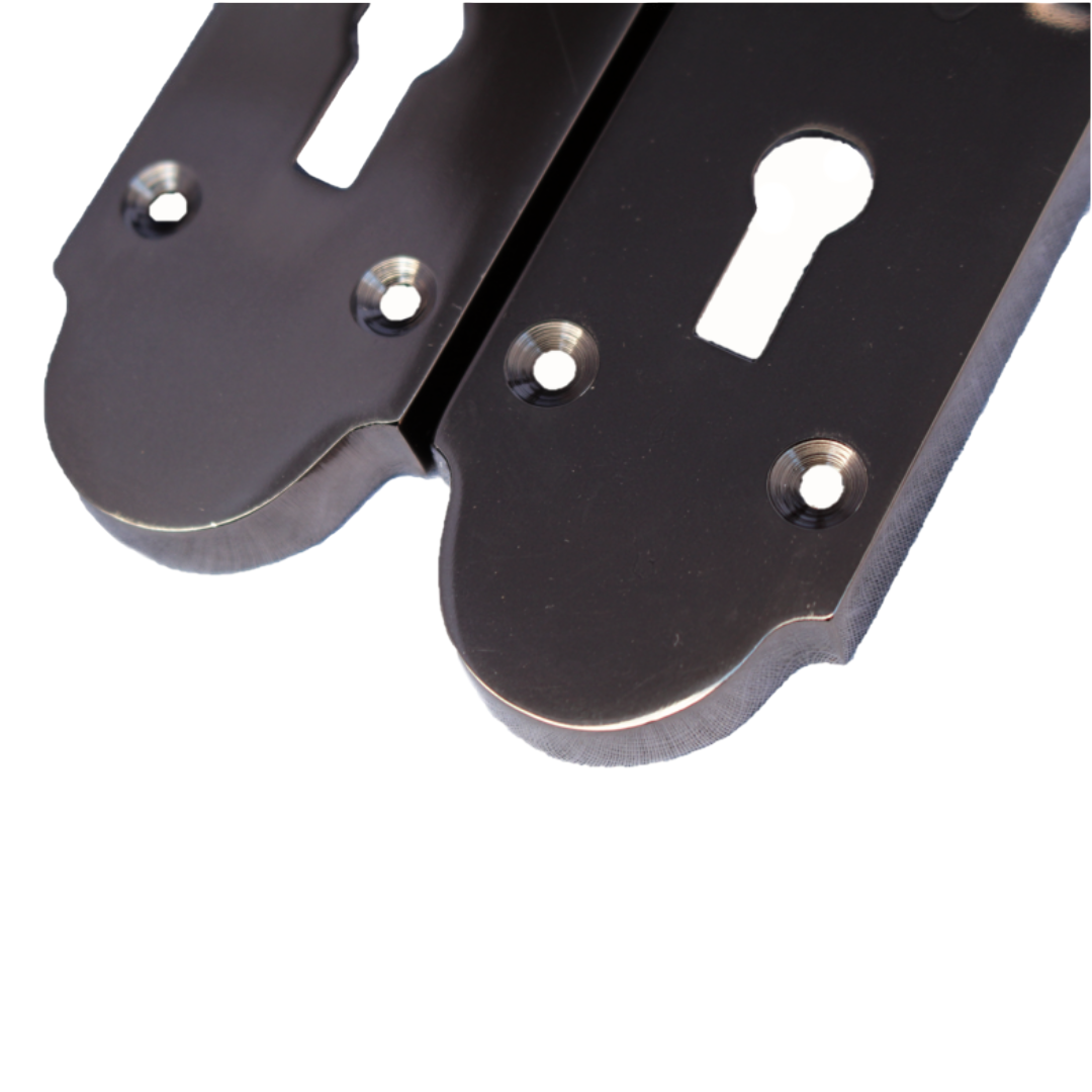 Epsom Door Handle Key Lock Scroll Lever - Black Nickel Pack Hinges