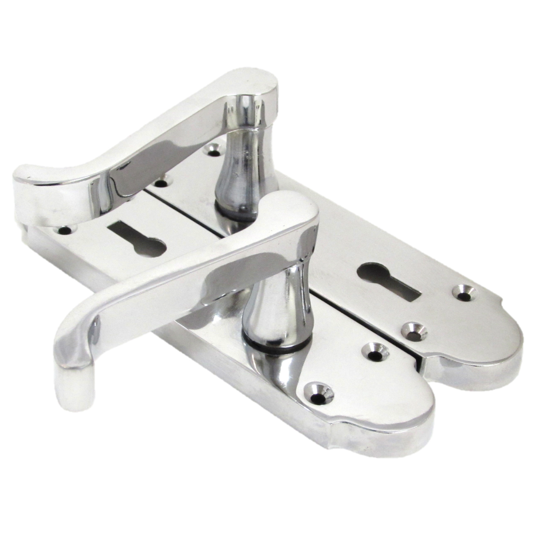 Epsom Door Handle Key Lock Scroll Lever - Polished Chrome Pack Hinges