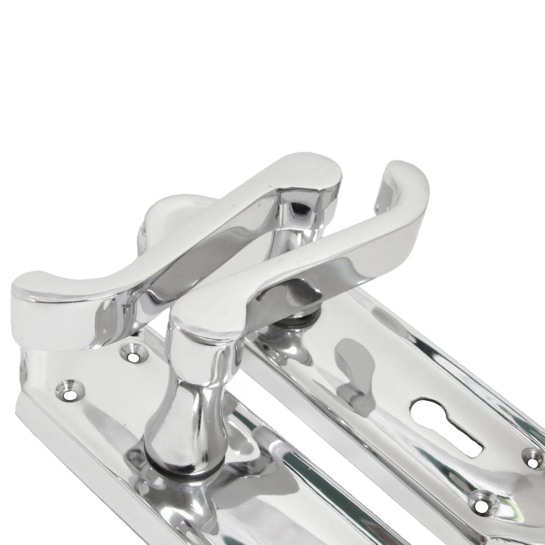 Ashford Door Handle Key Lock Scroll Lever - Chrome
