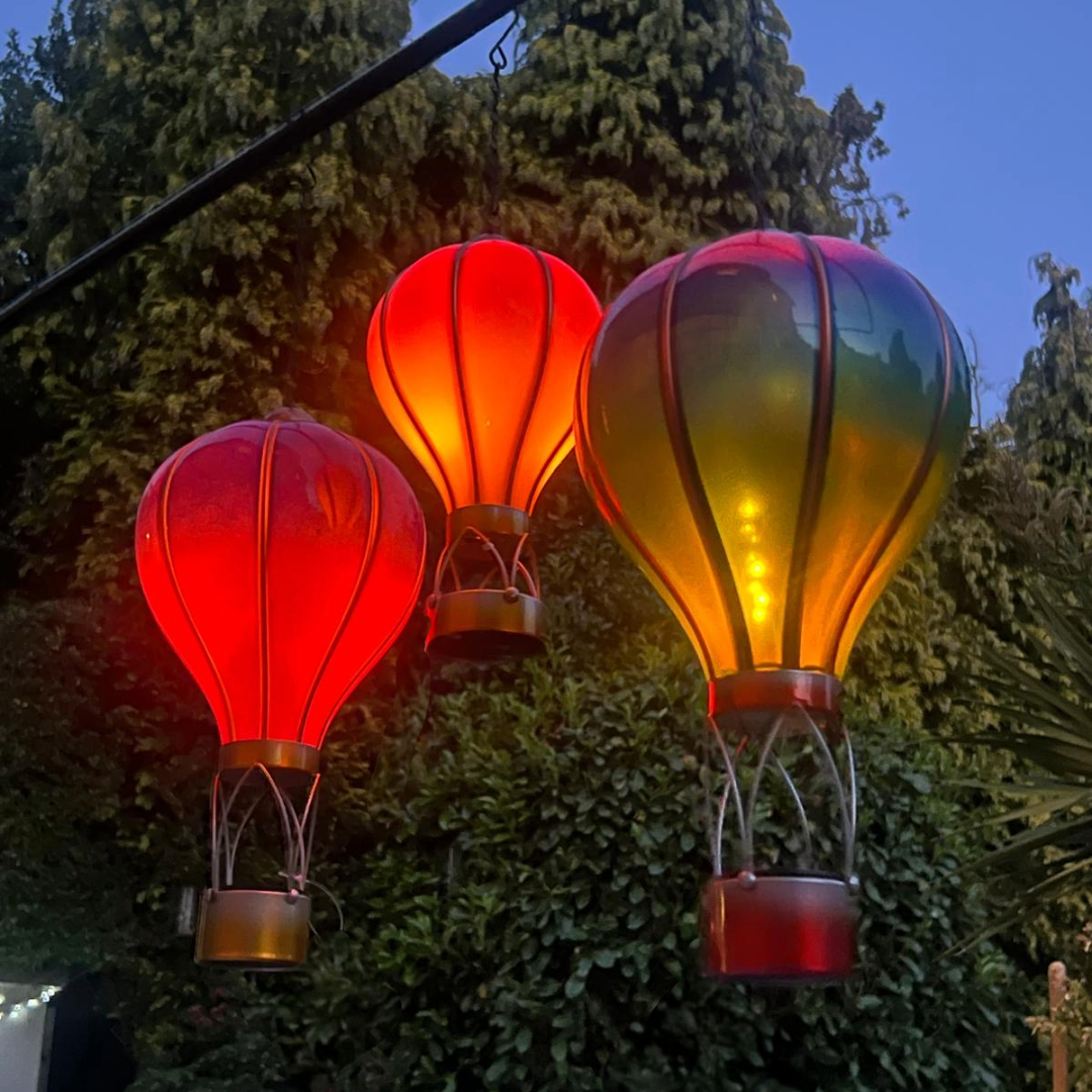 Aurora Solar Hot Air Balloon – Outdoor Hanging LED Light for Garden, Patio & Porch Décor