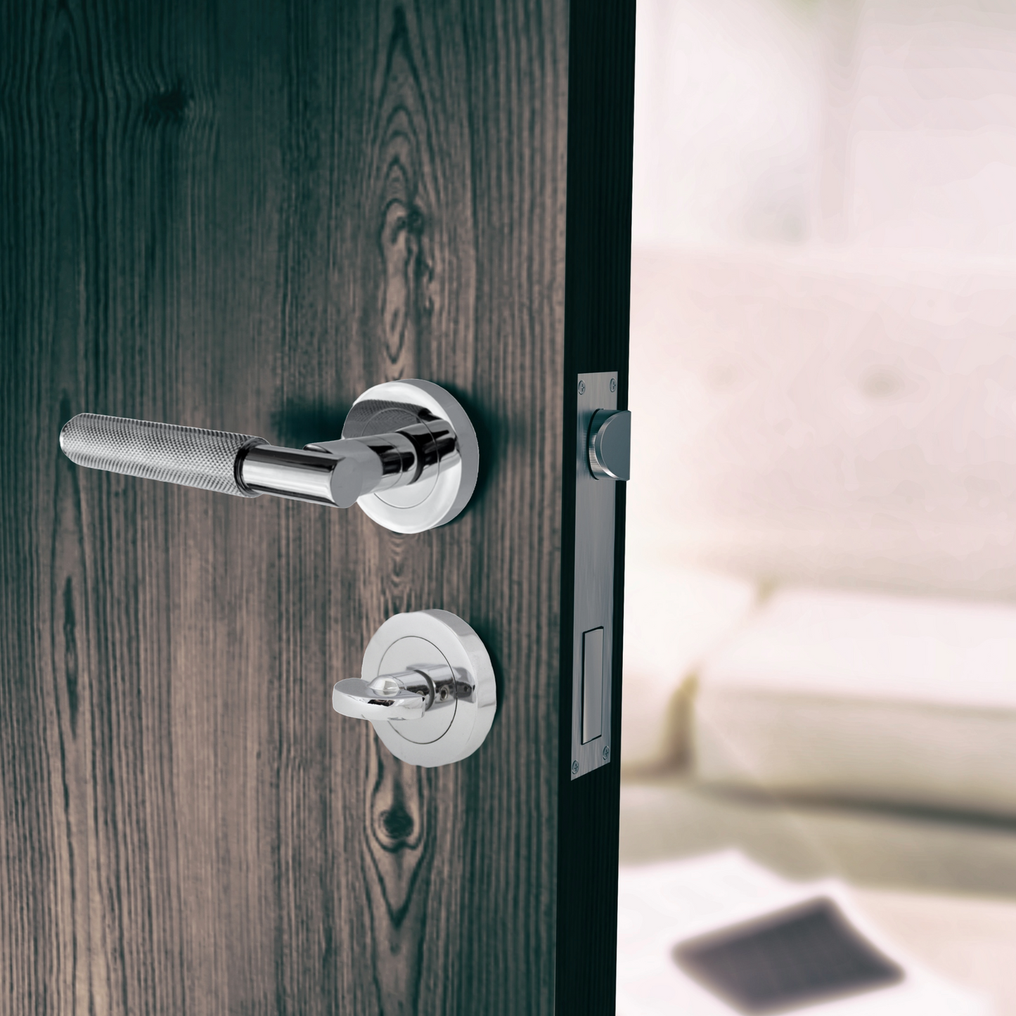 Knurled Turning Door Handles Polished Chrome Lever on Round Rose Latch Handle Luxe