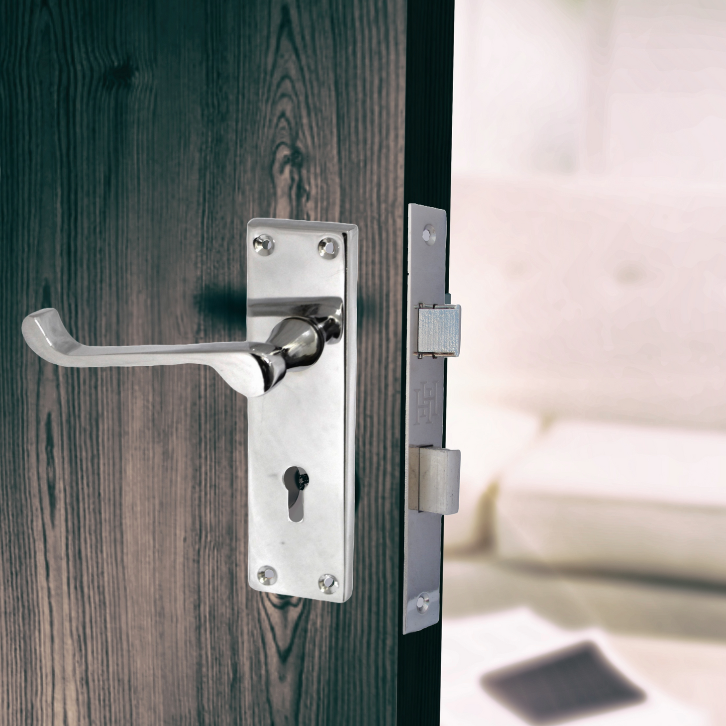 Door Handles Victorian Scroll Lever Lock - Chrome 150 x 40mm