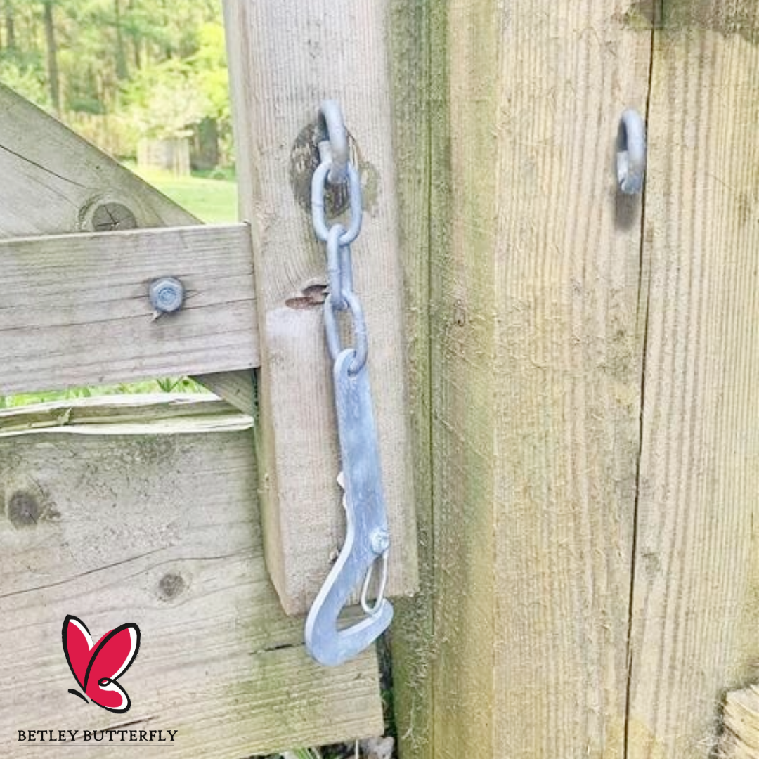 Safety Hook & Eye Gate Latch, Galvanised Steel Animal-Safe Catch for Outdoor Gates