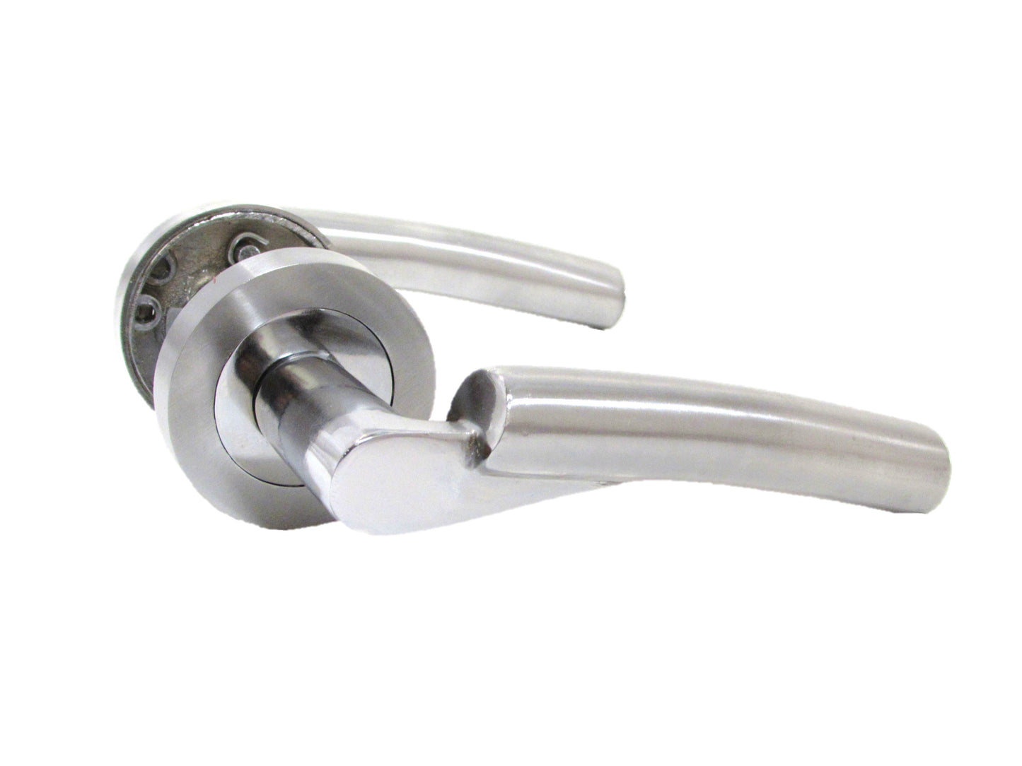 Modern Fresh Chrome Duo Verona Style Curved on Round Rose Lever Door Handles  D1