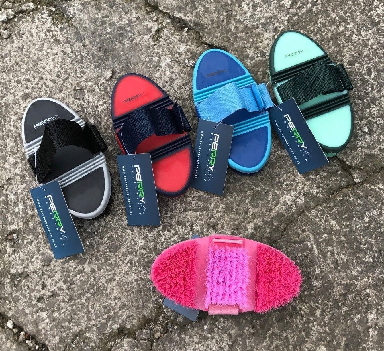 Perry Equestrian Ergonomic Flexible Body Brush Horse Pony Grooming Brush Pet D3