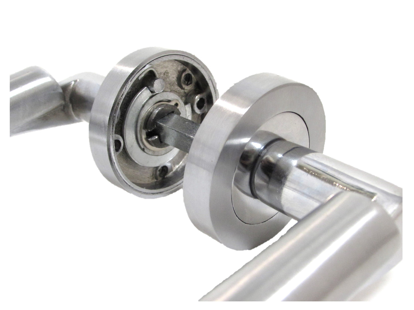 Modern Fresh Chrome Duo Verona Style Curved on Round Rose Lever Door Handles  D1