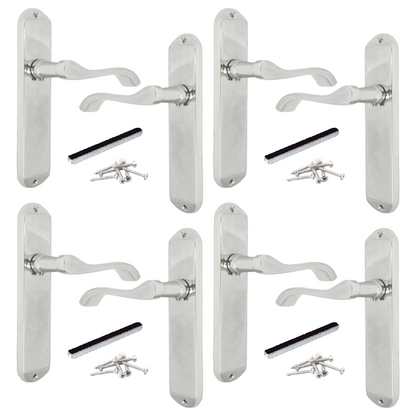 Poignées de porte Cadenza sur plaque arrière Poignée à loquet à volutes chromée