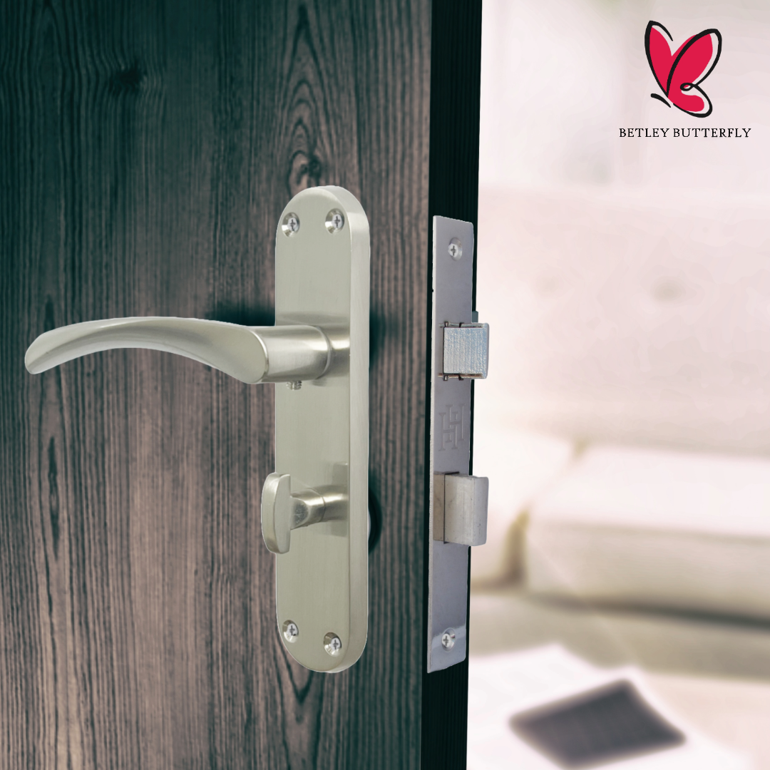 Poignées de porte de salle de bain Monja Astrid à levier arqué et serrure satinée