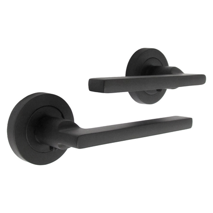Poignée de porte UNO moderne noire mate à levier sur rosace, loquet intérieur, poignées de portes intérieures