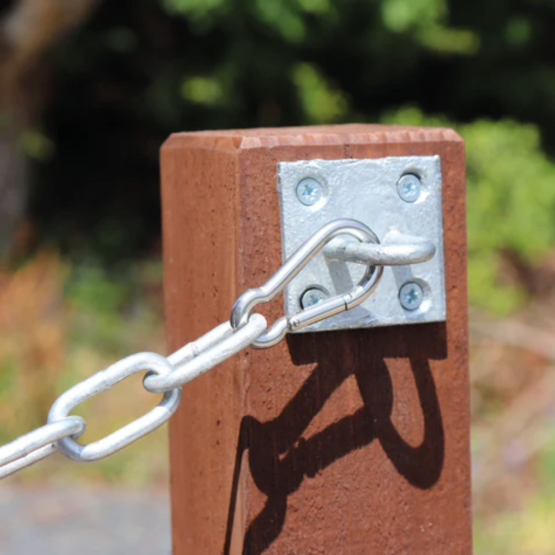 Perry Equestrian 2 Pack Chain Staple on 50mm Plate Stable Tie Up Horse Pony