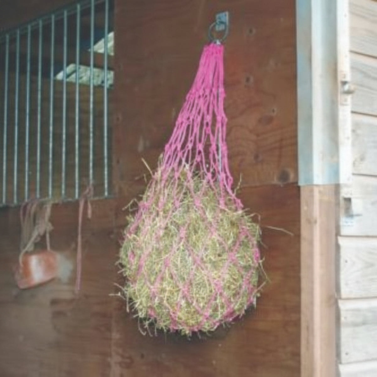 Marketplace JPG companion for Perry Large Mesh Ring Hole Polypropylene Equestrian Hay Nets Horse Feeder - 2.6" x 2.6"