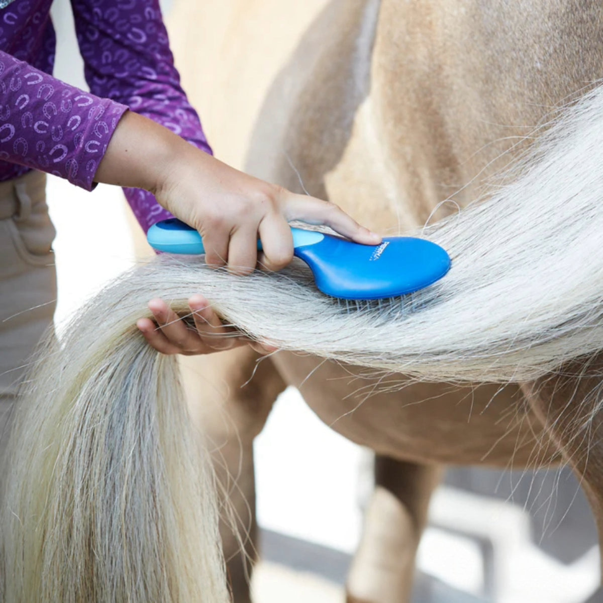 Marketplace JPG companion for Perry Equestrian Ergonomic Tail & Mane Brush Horse Pony Grooming Pet Kit