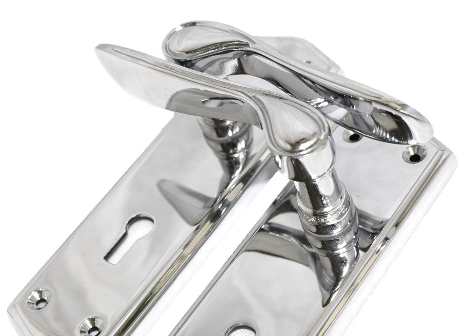 Poignées de porte à levier Stellar avec serrure interne - Chrome 170 mm x 50 mm