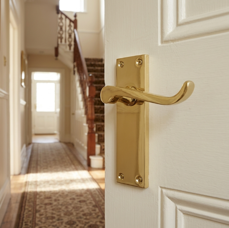 Door Handles Scroll Lever Internal Latch - Brass 150 x 40mm