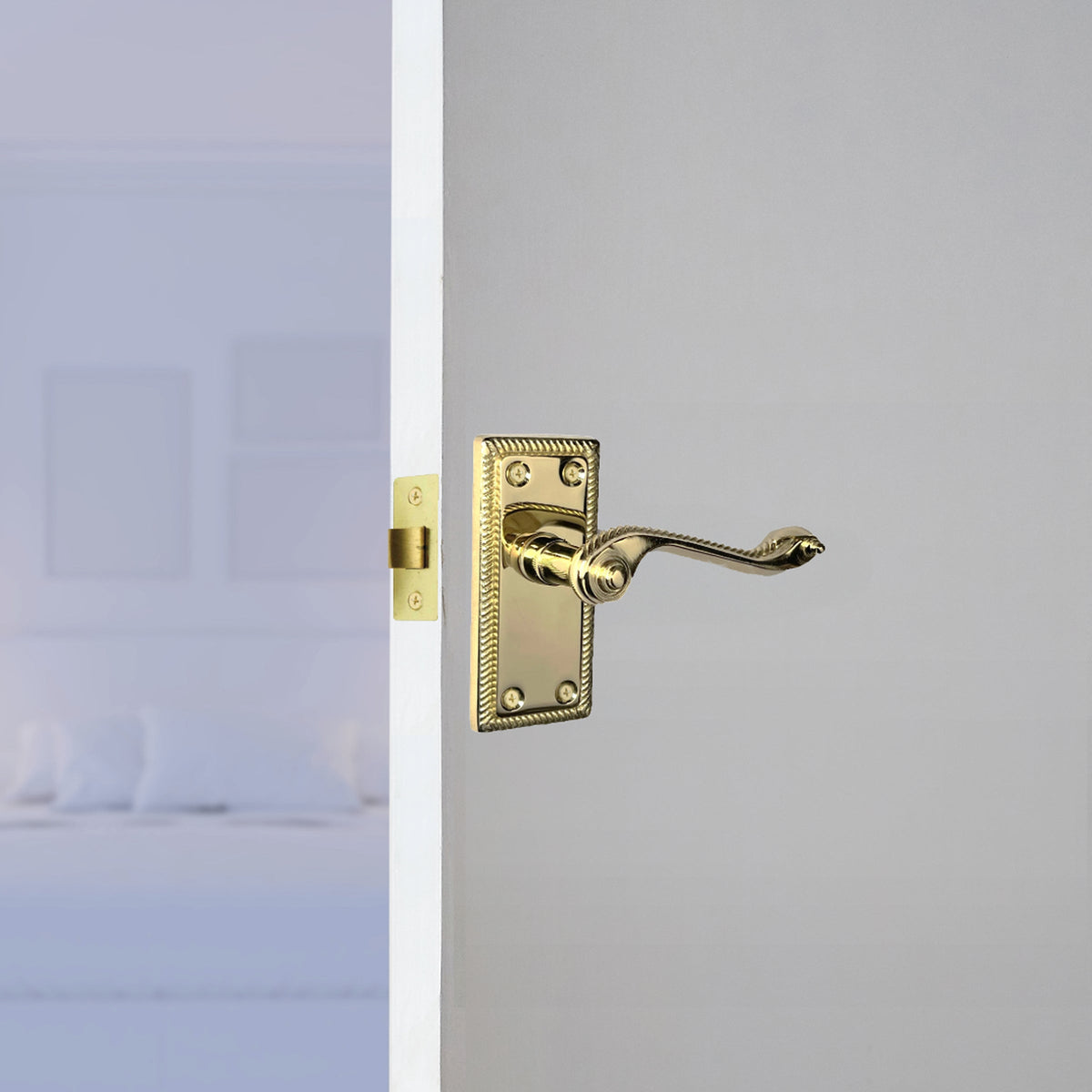 Marketplace JPG companion for Multipack Door Handles Georgian Lever Latch Roped Edge Brass 1/4/6 Pairs - 8mm