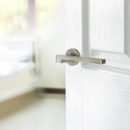 UNO-3 Door Handle Modern Satin Nickel Lever on Rose Internal Doors Handles + 64mm Latch