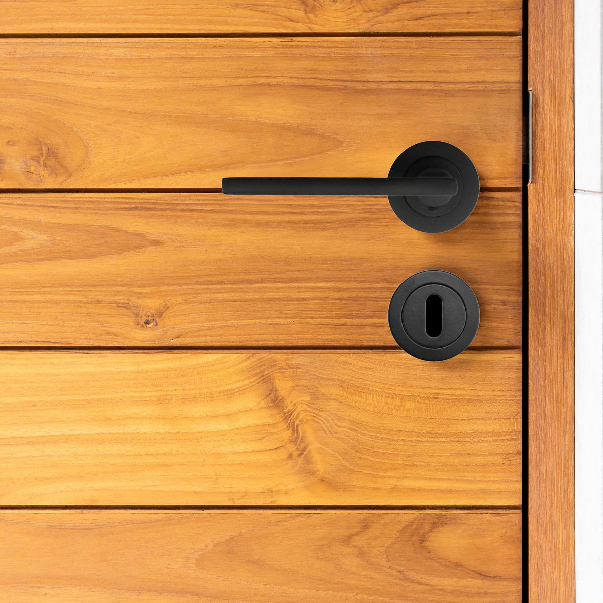 Marketplace JPG companion for UNO Door Handle Lock Key Set Modern Matt Black Lever on Rose with Escutcheon and Lock