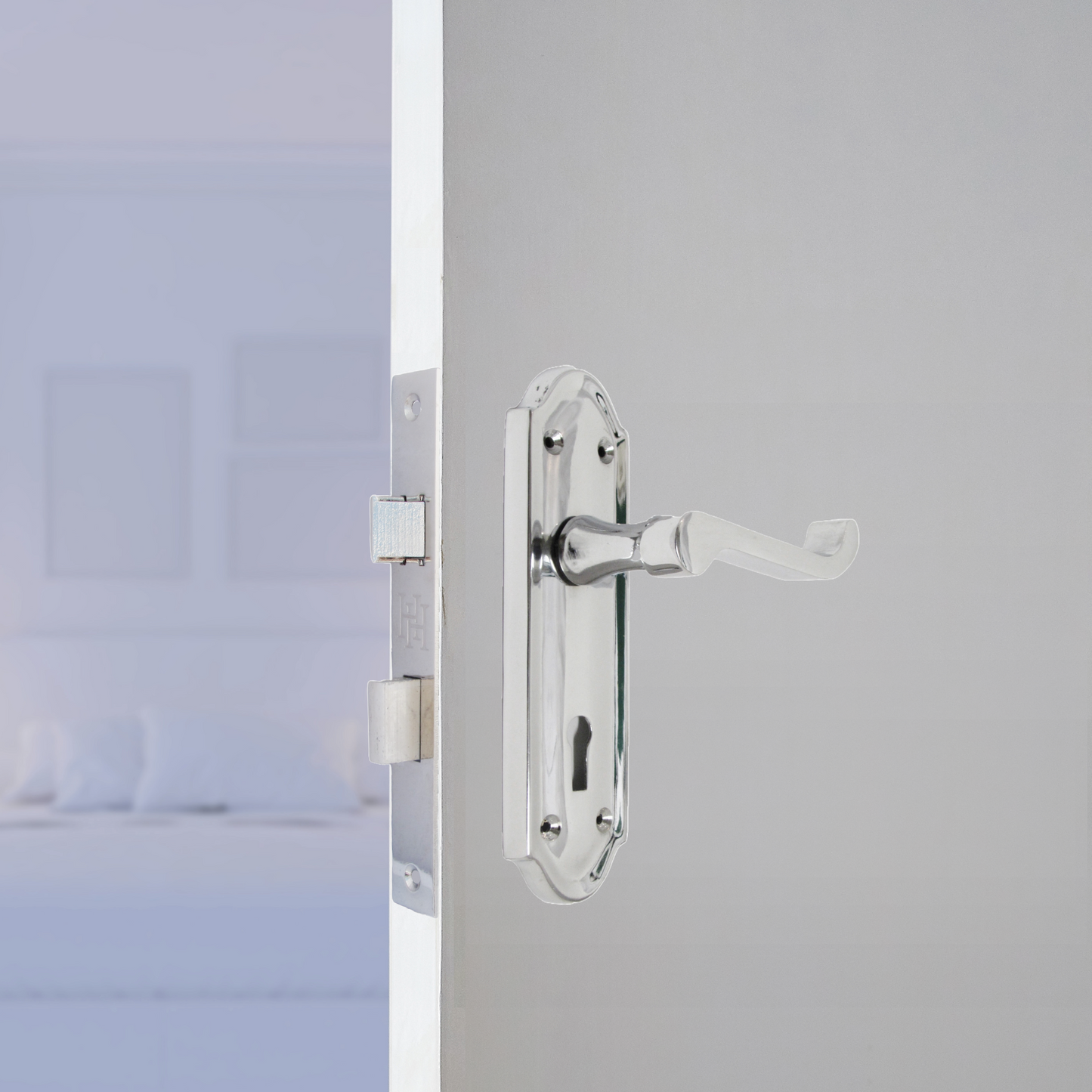 Poignée de porte Ashford à levier de défilement et serrure à clé - Pack de charnières à clé chromées
