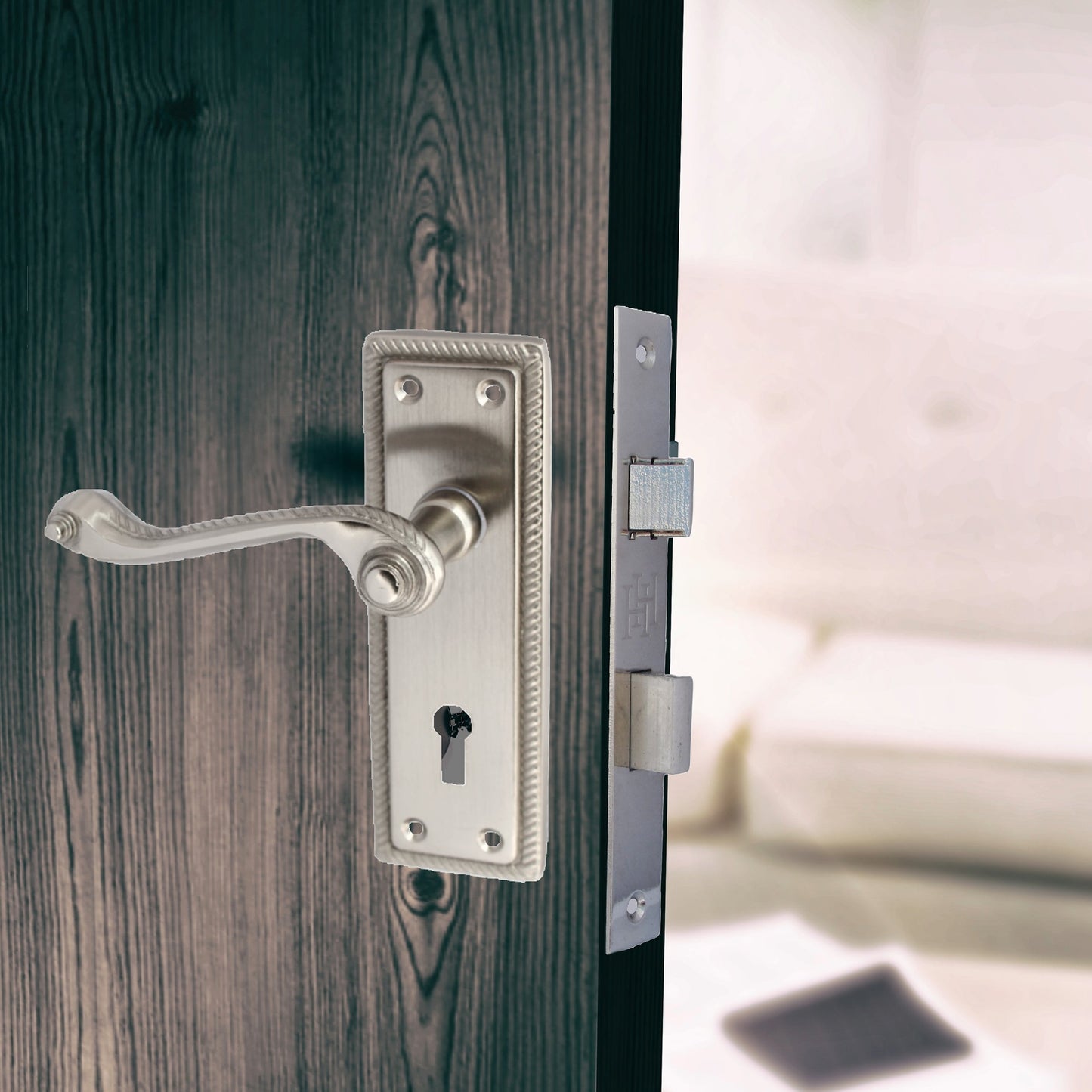 Marketplace JPG companion for Georgian Roped Door Handle Satin, Lock Door Handles Lever Lock Set Hinges Pack - 3"