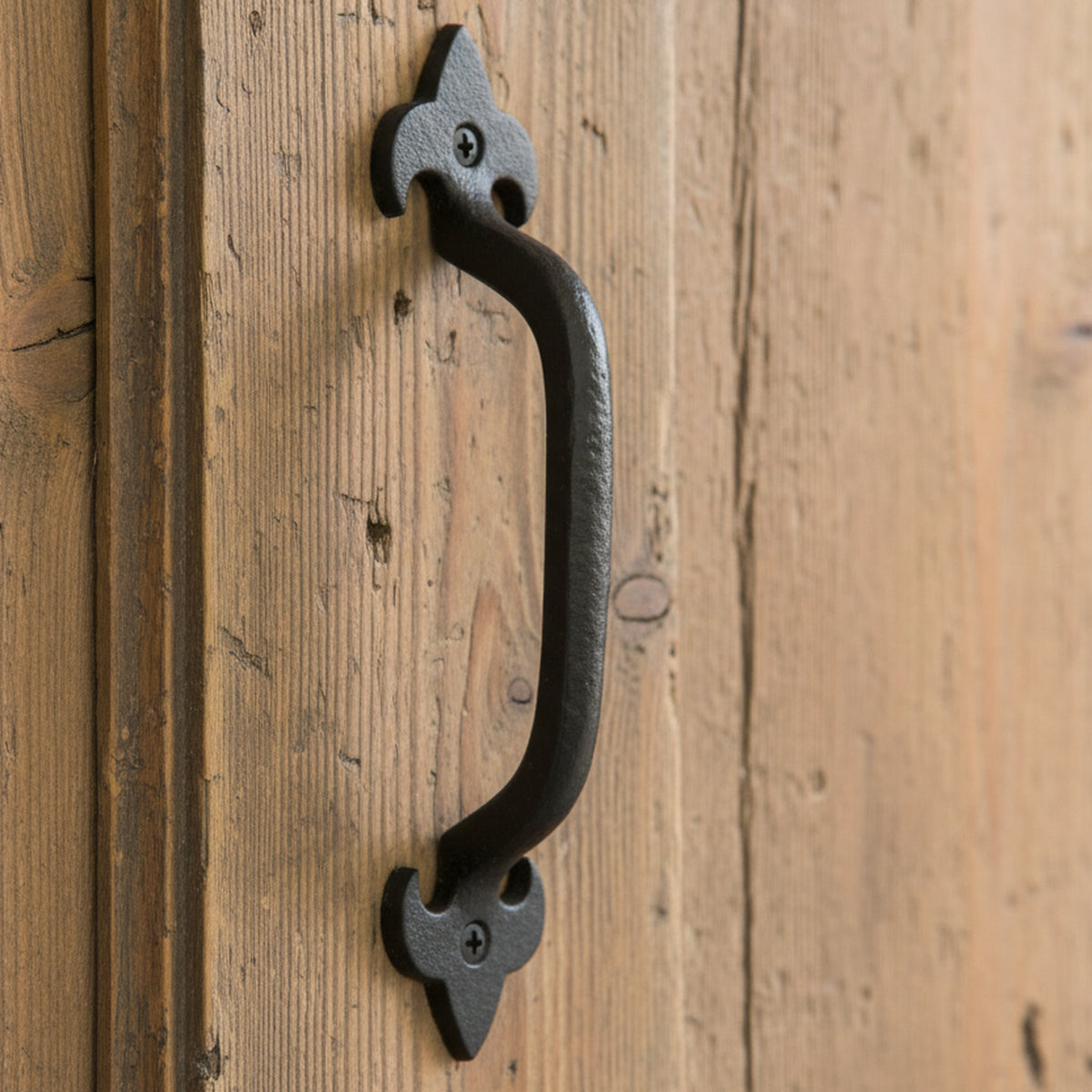 Marketplace JPG companion for Cast Iron Black Antique Pull Handles Fleur De Lys 4" 5" 6" 7" Door Gate Shed with Fixings