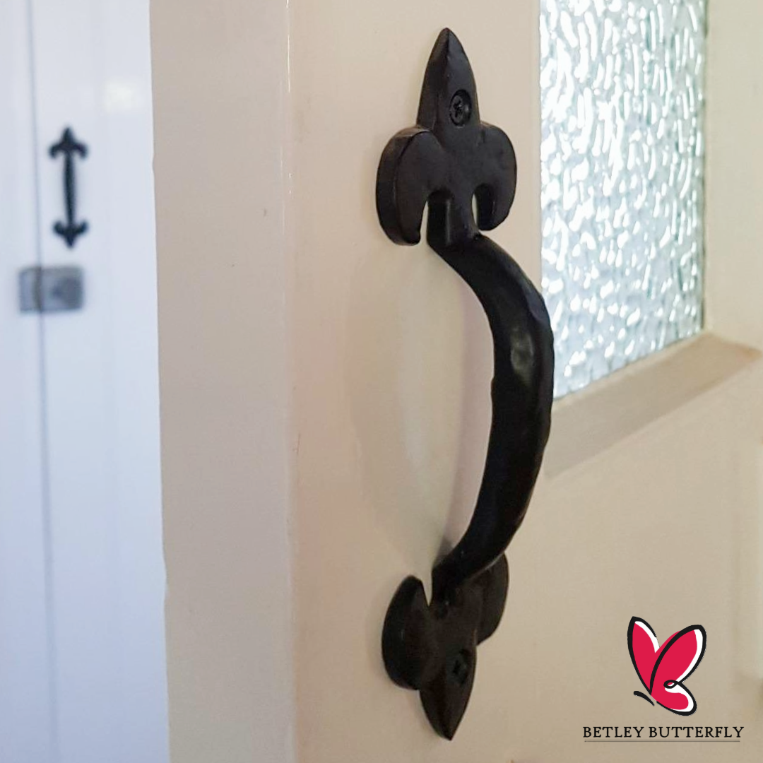 Cast Iron Black Antique Pull Handles Fleur De Lys 5" 6" 7" Door Gate Shed with Fixings