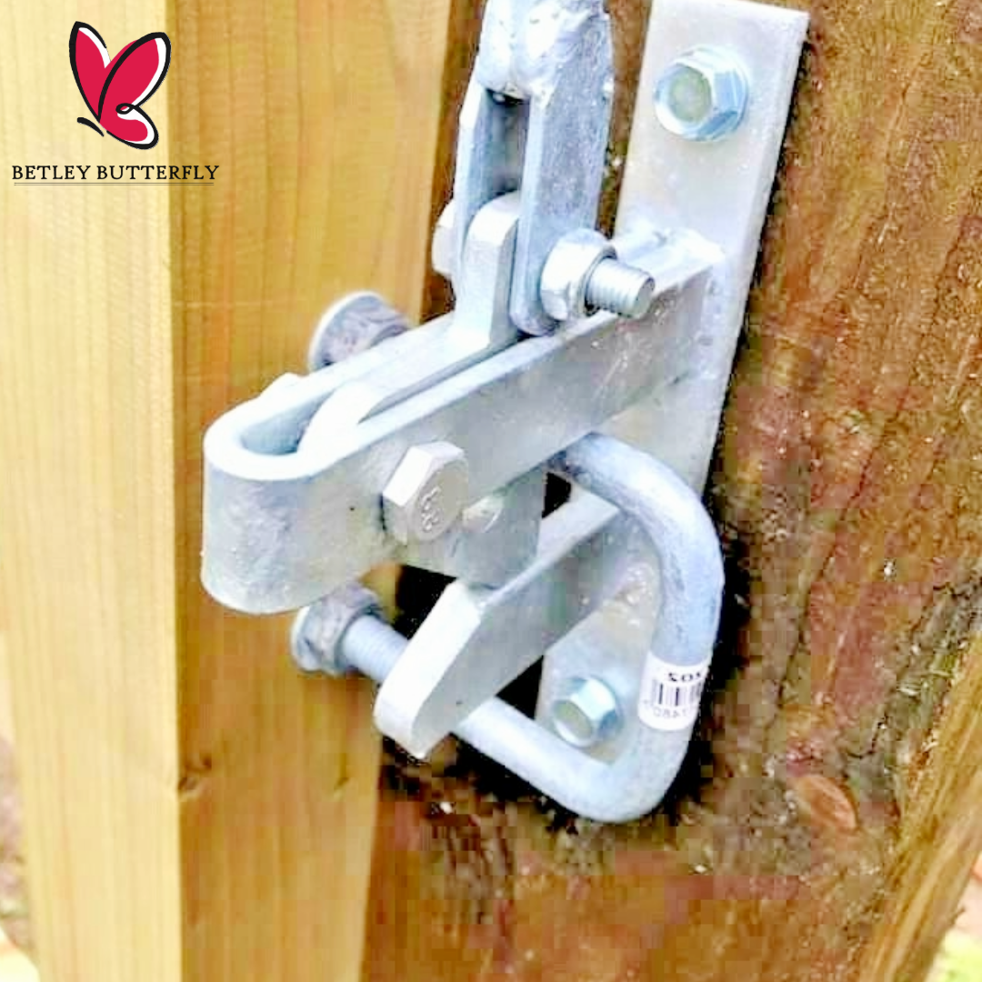 Hunting Lift Gate Catch Self-Locking Auto Latch Kit with Cranked Striker Galvanised