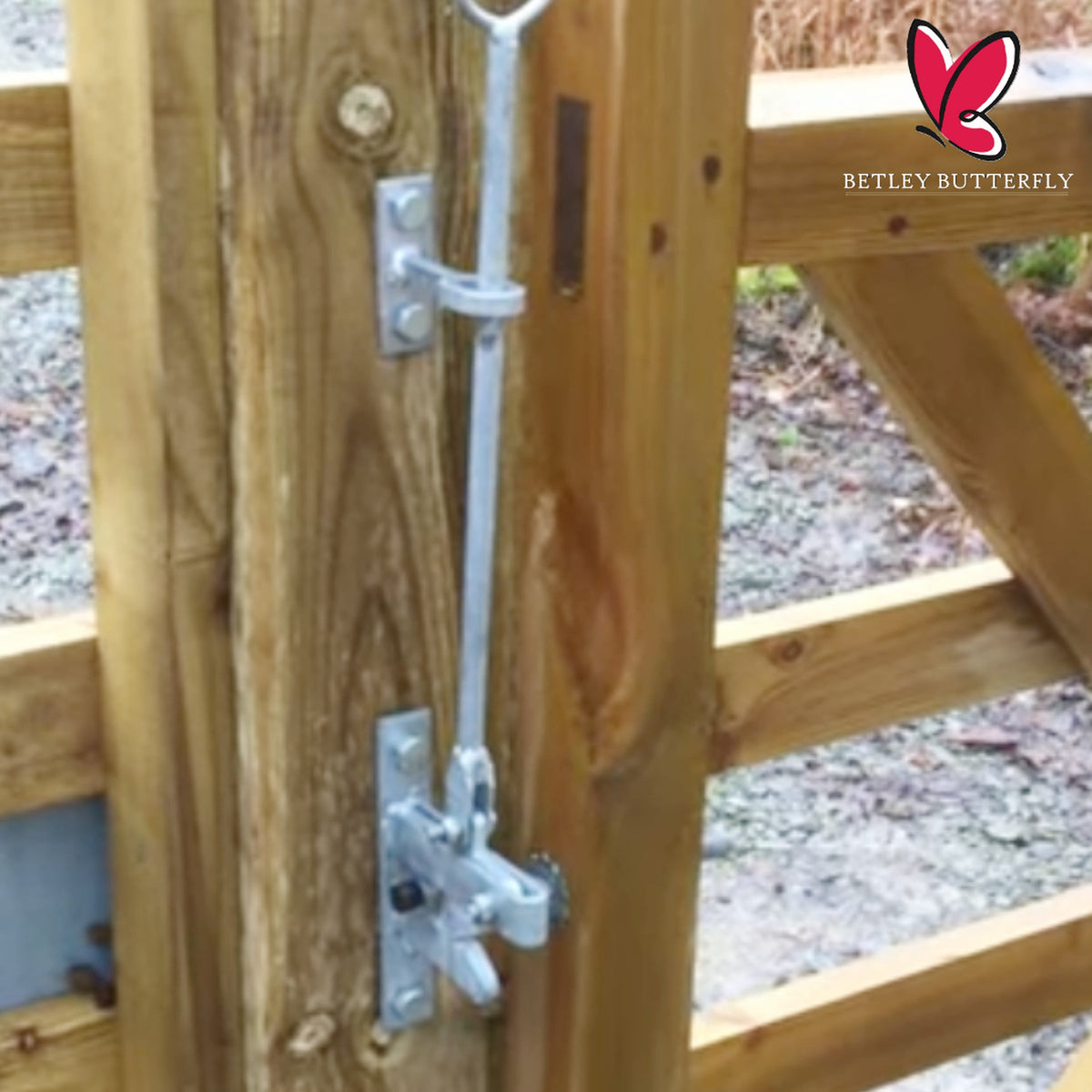 Marketplace JPG companion for Hunting Lift Gate Catch Self-Locking Auto Gate Latch Kit with Cranked Striker Galvanised