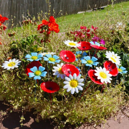 Metal Flower Garden Stakes Poppy Daisy Forget-Me-Not - 34cm