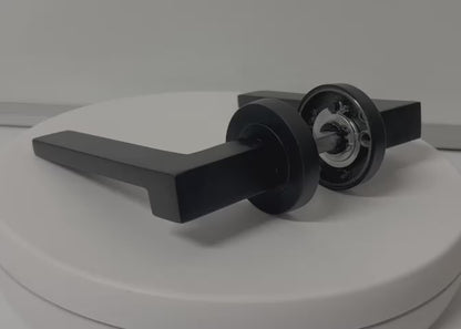 Poignée de porte UNO-3 moderne noire mate à levier sur rosace pour portes intérieures + loquet de 64 mm