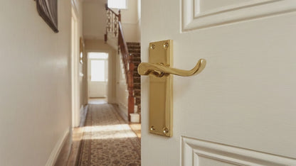 Poignées de porte à levier à volutes et loquet interne - Laiton, paquet de 150 x 40 mm