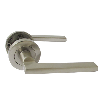 Ensemble de poignées de porte de salle de bain UNO, levier moderne en nickel satiné sur rosace, paquet de boutons-poussoirs internes