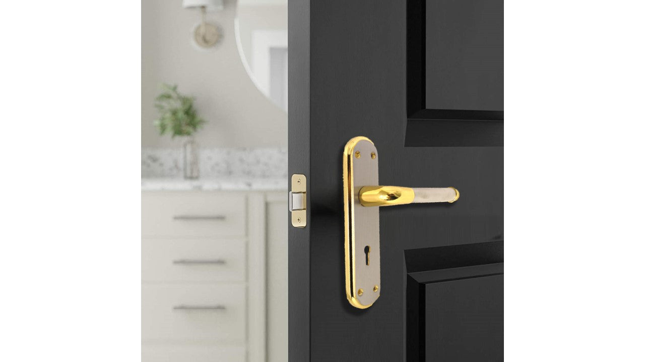 door.jpg