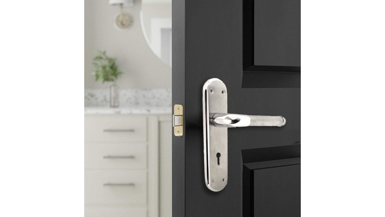 door.jpg